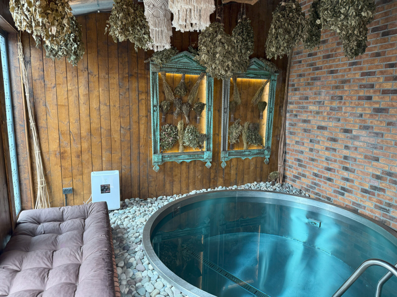 Теплый бассейн